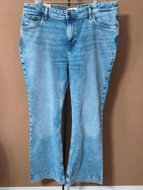 NWT Wrangler Retro Mae Trouser Bootcut Jeans Size 34 X 32